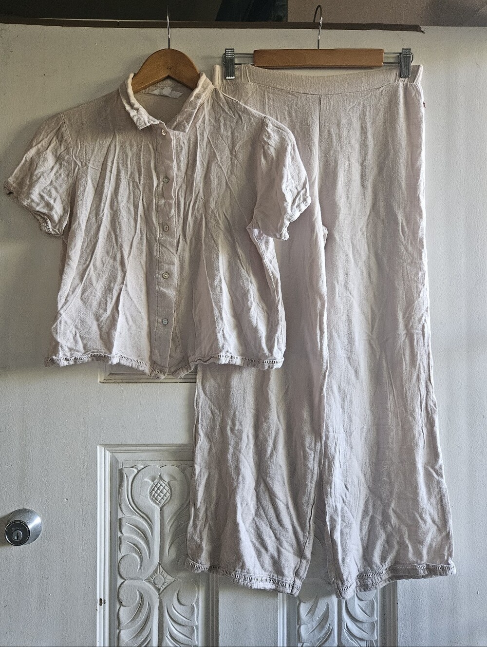 Danskin Cream Tan Pants with Matching Short-Sleeve Top Small